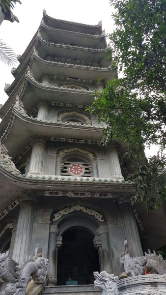 Urlaub Vietnam 2018 - Nun Nuoc Pagode