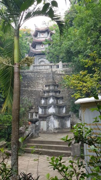 Urlaub Vietnam 2018 - Nun Nuoc Pagode