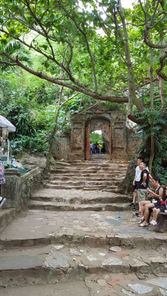 Urlaub Vietnam 2018 - Nun Nuoc Pagode
