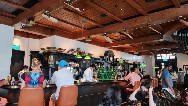 Koh Samui 2022 Sightseeing Singapur Raffles Hotel Long Bar