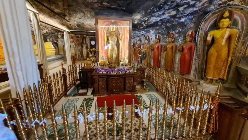 2023 Sri Lanka Ridigama Silbertempel